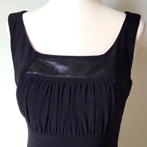 David Meister Black Empire fitted Dress w/ faux leather detail - Picture 3 of 16
